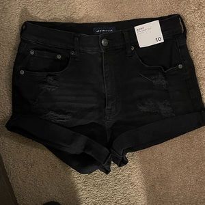 NWT AERO Shorts Sz 10 Black